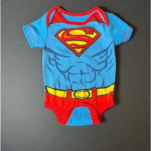4/$12 💥♻ Official DC Comics Superman Torso Blue/Red Bodysuit | Size 0-3m | 3625